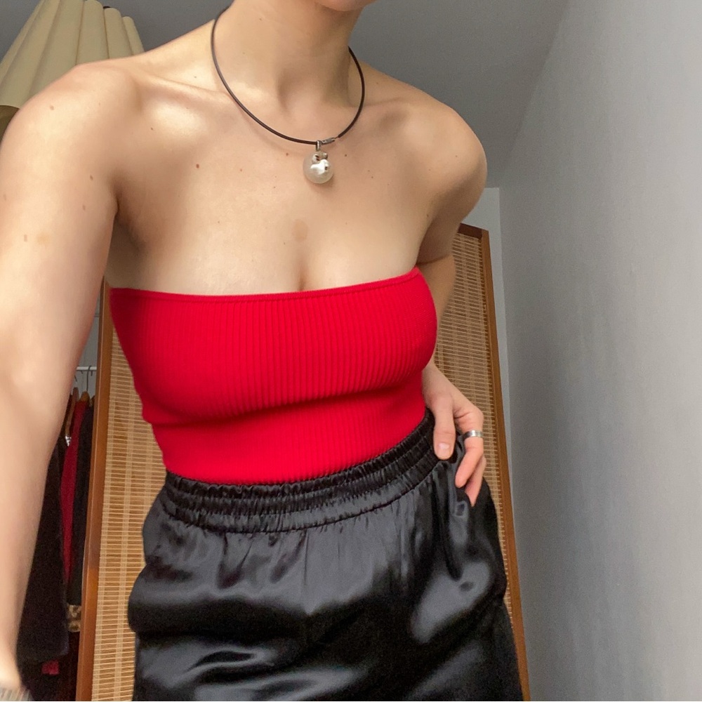 🍂 Sculpted Ribbed Red Knit Crop Top – Aritzia Babaton XS
